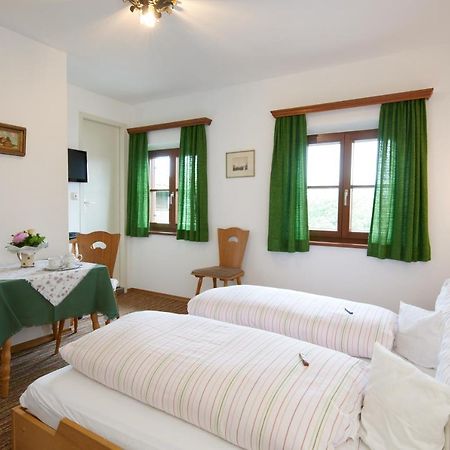 Hotel Alter Ziehbrunnen à Bad Endorf Extérieur photo