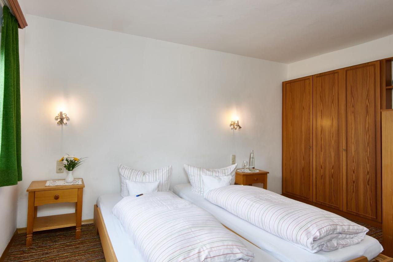 Hotel Alter Ziehbrunnen à Bad Endorf Extérieur photo